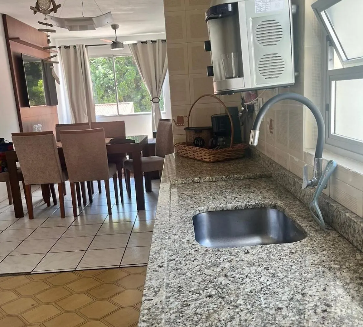Comfortable Apartment In Florianópolis